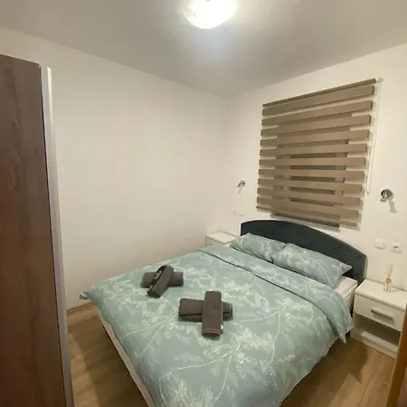 Carlos Apartment